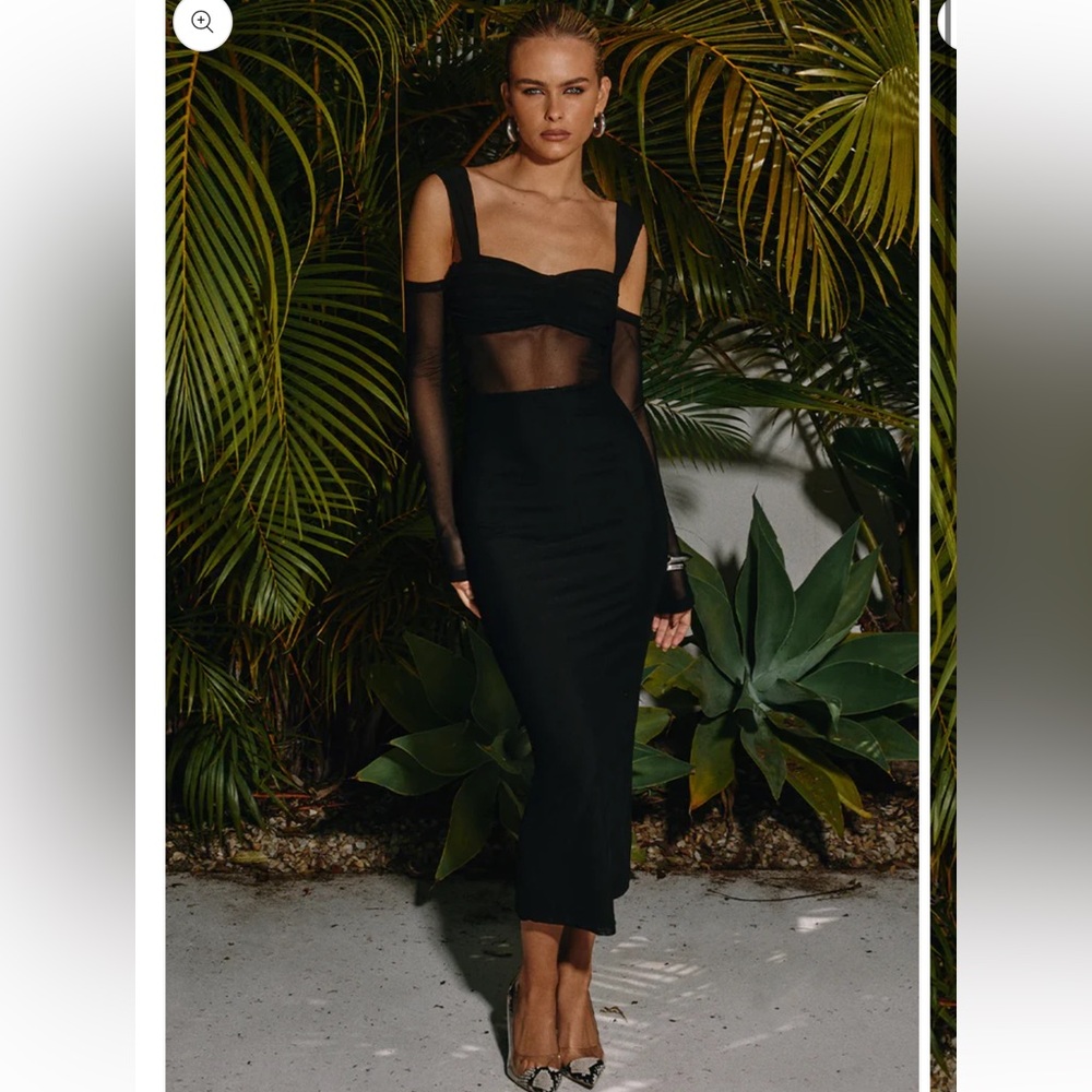 Runaway - Lamoura Midi Dress